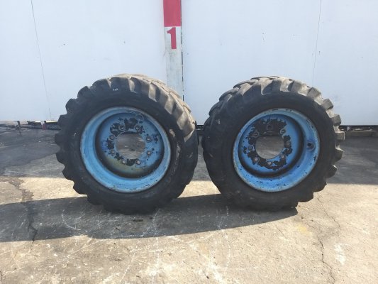 ยาง% ยางรถตัก ยางรถกระเช้า ยางรถBobcat ยี่ห้อ Bridgestone ขนาด 10-16.5 พร้อมล้อกระทะ มือสองจากญี่ปุ่น ...