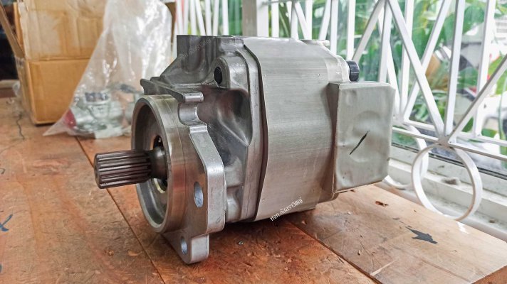 ปั้มรถโคมัตสุ (KOMATSU) นำเข้าจากต่างประเทศ...
