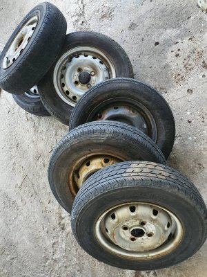 กระทะ 4รู ล้อขอบ12นิ้ว 145/70R12 ดัดแปลงอเนกประสงค์ กระป้อ ตุ๊กตุ๊ก รถกอล์ฟ ฯลฯ มือ2นำเข้า   ราคา ชุดละ 300บาท สวยๆ ชุดละ 500บาท...
