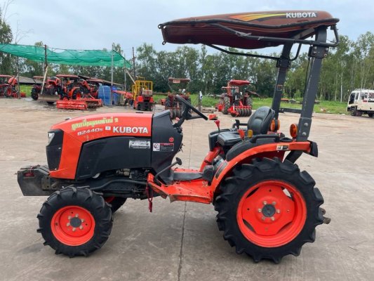 มาแล้วจ้ารถไถ คูโบต้ารุ่น B2440s(ตัวเปล่า)+ผาน 1 ตัว ดาวน์  55,000 บาท สนใจโทรเลยจ้า 089-0111624 เฮียเลี้ยงจ้า สอบถาม หรือสามารถมาดูที่ร้านเราได้จ้า ส...