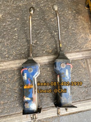 คอนโทรนมือ pc30-6 komatsu ขายอะไหล่แบคโฮ 0814023939...