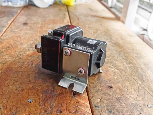 โซลินอยด์สตาร์ทเตอร์ (Starter Solenoid)...