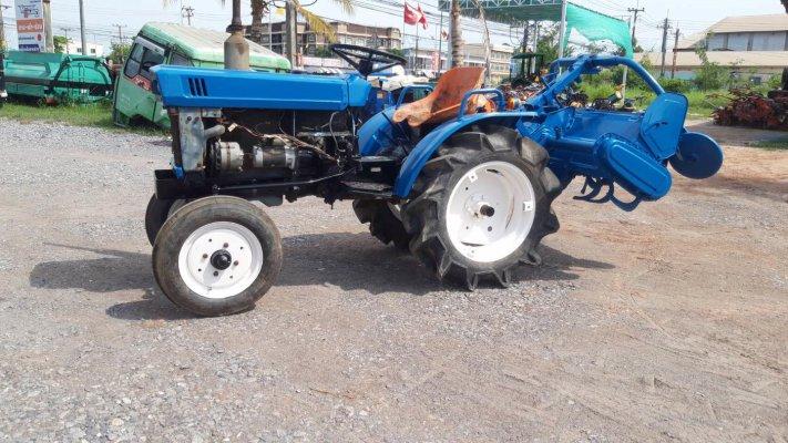 รถไถนั่งขับ ยี่ห้อ ISEKI รุ่น TX1500