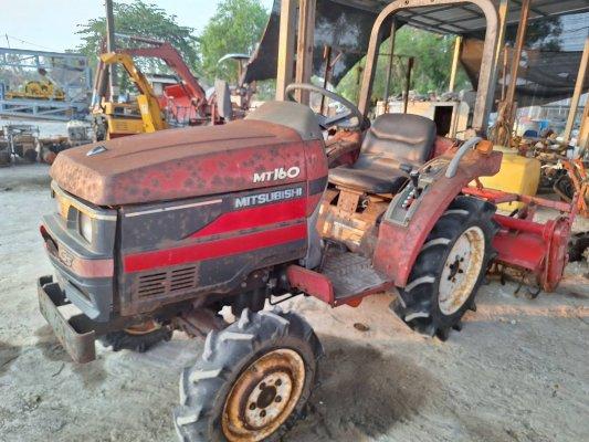 รถไถนั่งขับ MITSUBISHI MT160 16แรงม้า ขับเคลื่อน 4ล้อ มีโรตารี่พรวนดิน มือ2ญี่ปุ่น เครื่องช่วงล่างดี ปรับสภาพให้พร้อมใช้งาน  ราคา 85,000บาท โทร : 094-