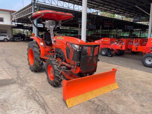 รถไถคูโบต้ารุ่น L4018SP NEW +ใบดันดินหน้า+ผานพรวน+โรตารี่  ดาวน์  5,000 บาท   ผ่อนสุงสุด  8 ปี  โปรเดือน กรกฏาคม 2567 สนใจโทรสอบถาม หรือมาเลือกที่ร้าน