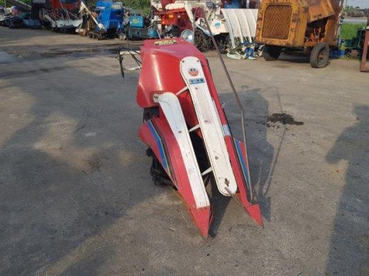 รถเกี่ยวข้าว มัดคอรวงแบบเดินตาม รุ่น BX300 