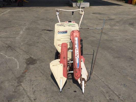 รถเกี่ยวข้าวมัดคอรวง YANMAR รุ่น YB302 ล้อยางคู่ มือสองจากญี่ปุ่น เช็คให้พร้อมใช้งาน เครื่องช่วงล่างดี