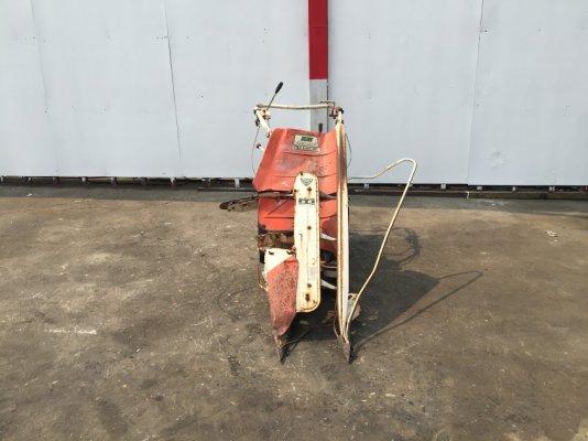 จัดไป!!! สวยๆ12,000บาท รถเกี่ยวแถวเดียว KUBOTA  +++ ล้อคู่กันจม มีเกียร์ เกี่ยวเร็ว เบา สบาย +++ แถมเชือกมัด เช็คให้พร้อม พร้อมใช้งาน