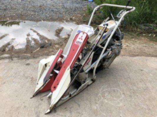 ขายรถเกี่ยวข้าวแถวเดียวแบบเดินตาม Mitsubishi MB35(ล้อเดียว)