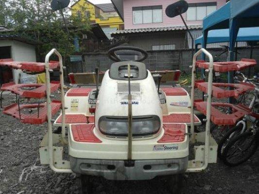 รถปลูกข้าวดำนาแบบนั่งขับ รหัสสินค้า :13001466 YANMAR รุ่น :GP5 ชมสินค้าอื่นๆ เพิ่มเติมที่ www.nihonmono.com