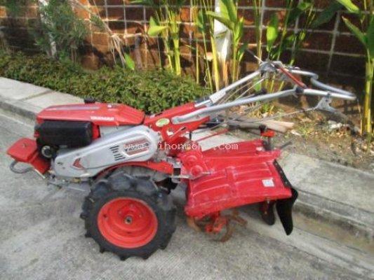 รถพรวนดินเดินตาม รหัสสินค้า : 14001620 ยี่ห้อ : YANMAR รุ่น : YTA600S ชมสินค้าอื่นๆ เพิ่มเติมที่ www.nihonmono.com