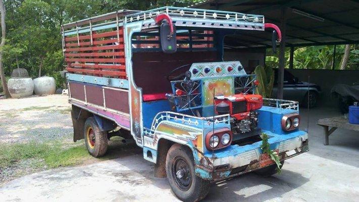 ขายอีแต๋นKUBOTA 140KRT เพลาลอย สภาพพร้อมใช้งานเครื่องดี กระบะสวย คอกดีพื้นดี 