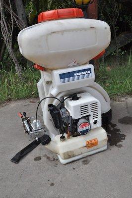 ขายเครื่องพ่นปุ๋ย หว่านข้าว YANMAR รุ่น YS40 มือสองญี่ปุ่น ใช้ดีไม่พังง่าย ไม่แพงครับ ราคานี้ 