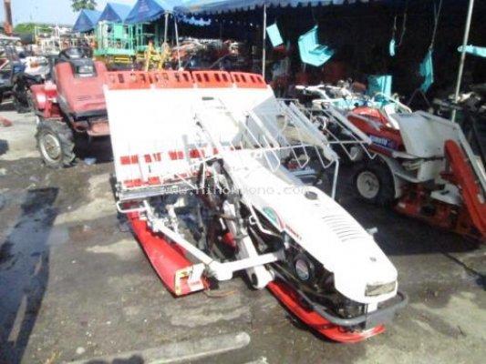 รถปลูกข้าวดำนาแบบเดินตาม ยี่ห้อ : YANMAR รุ่น : AR400 รหัสสินค้า : 14001883 คุณปัญญา Tel.086-8150487