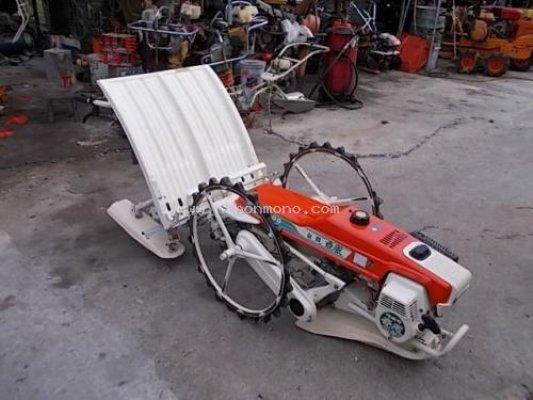 รถปลูกข้าวดำนาแบบเดินตาม KUBOTA NS300 รหัสสินค้า : 80802995 Line ID: nihonmono