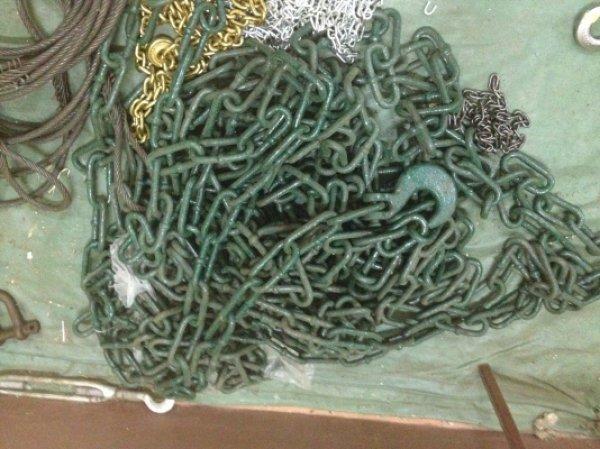 โซ่ข้อห่าง 4หุน6เมตร เอาไว้ดึงรถสิบล้อ ถ้าดึงขาดยินดีคืนเงิน ซื้อเยอะลดเยอะ ของหาซื้อยากมาก เหลือ8เส้นเอง รีบๆๆหน่อย 