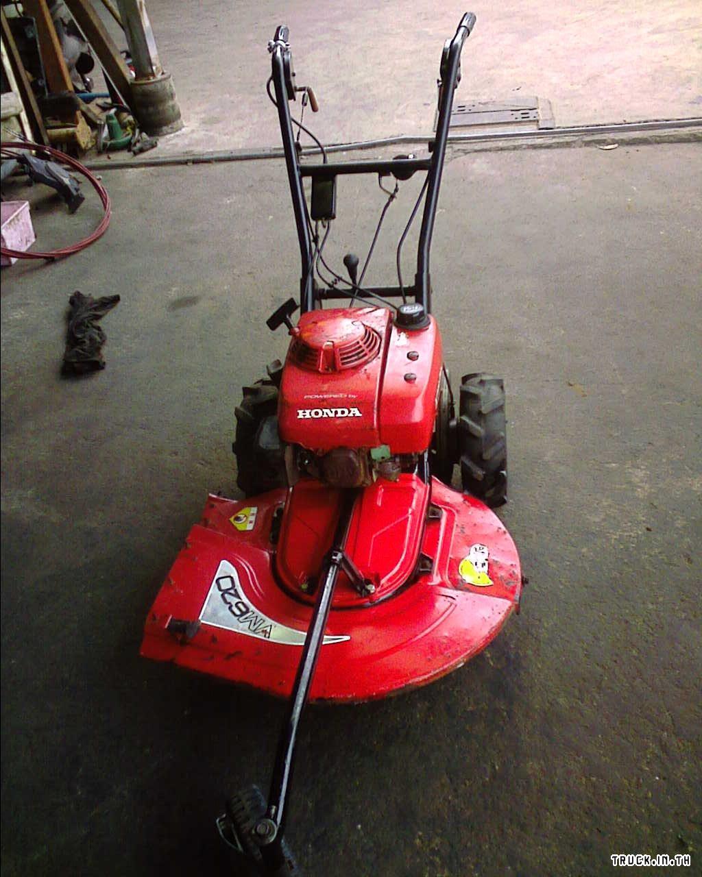 รถตัดหญ้าเดินตามยี่ห้อ Honda