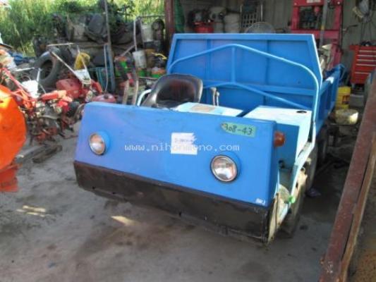รถขนย้ายสินค้าพืชเกษตร รหัสสินค้า :13001451 MITSUBISHI รุ่น :AT52 หรือชมสินค้าอื่นๆ เพิ่มเติมที่ www.nihonmono.com
