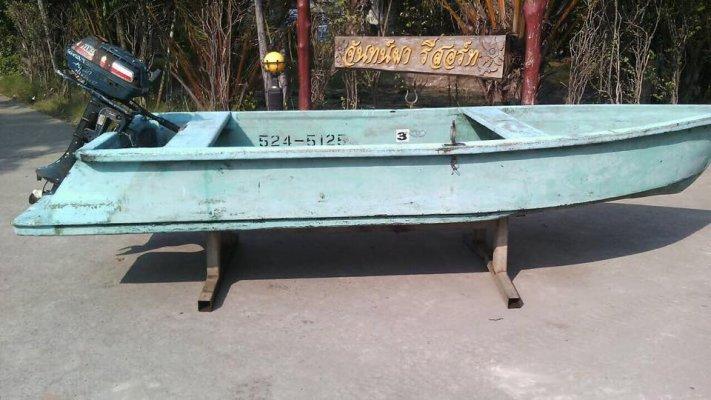 เรือท้องแบนเครื่อง YAMAHA3.5 มือสองญีปุ่น เครื่องดี ใช้ในสวนหรือแม่น้ำขี่เล่นชิวๆ