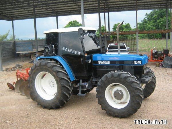 ขายรถไถ NEWHOLLAND 8340  ต่อรองได้จ้า