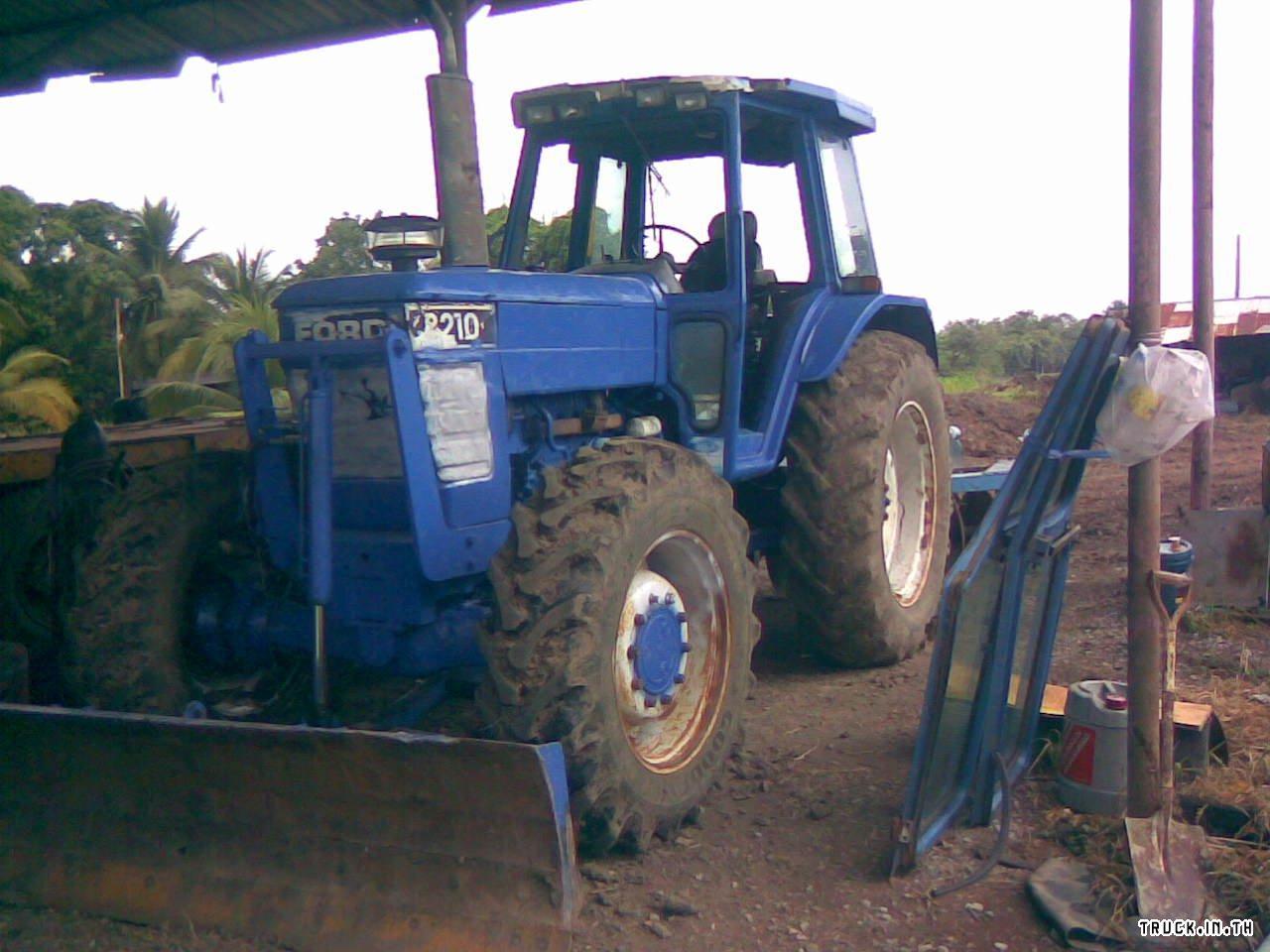 FORD  8210
