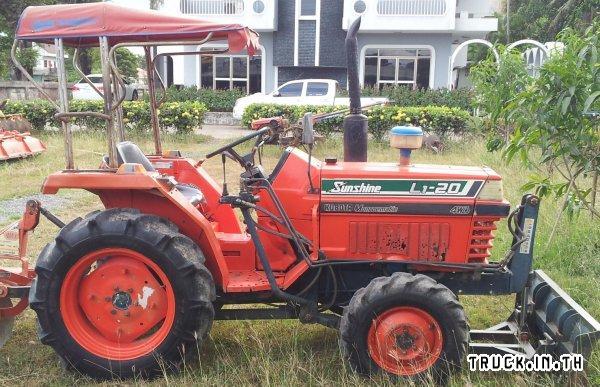 ปิดการขายพามาอยู่สังขะแล้วครับ L1 - 20 4WD +อุปกรณ์พร้อมลุยงาน