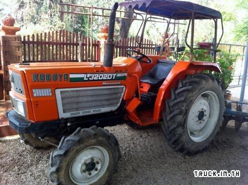 ขายรถไถ KUBOTA  32เเรงม้า ขายถูก