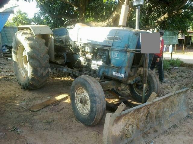 FORD 77เล่มทะเบียน  ใบดัน ผาญ 3 