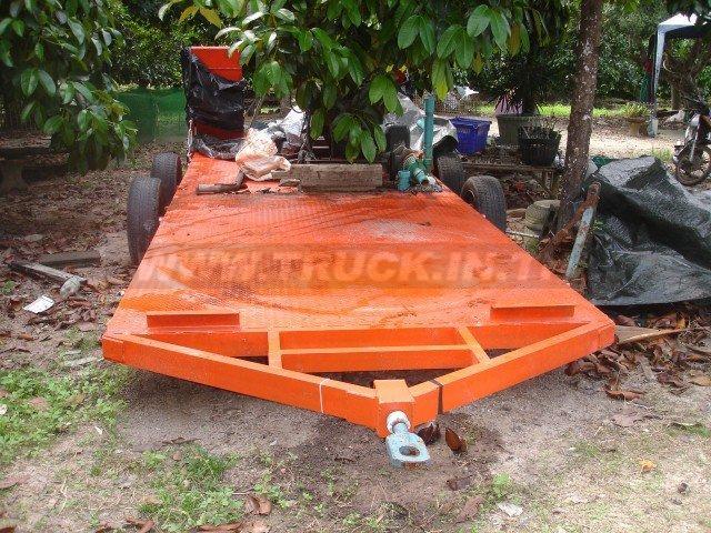 ต้องการขายเทรเลอร์สำหรับบรรทุกรถไถkubota ขนาด 2x5 เมตรพร้อมทั้งบันไดขึ้นของใหม่สั่งทำแต่ไม่ได้ใช้งาน