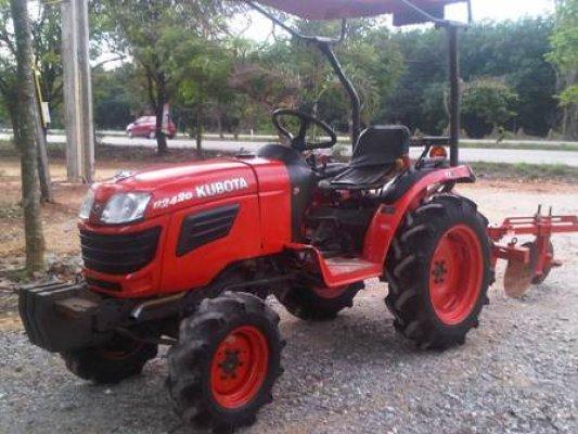ขายรถไถ Kubota B2420 พร้อมผานหลัง