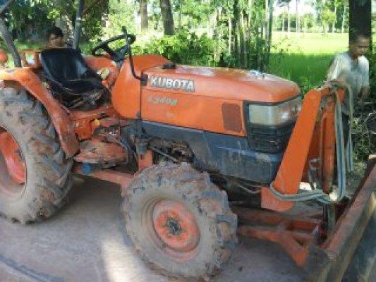 ขายรถไถ KUBOTA L 3408 2 เพลา 34 แรง ปี 50 อุปกรณ์ครบ ผานหน้าหลังโตโลรี่