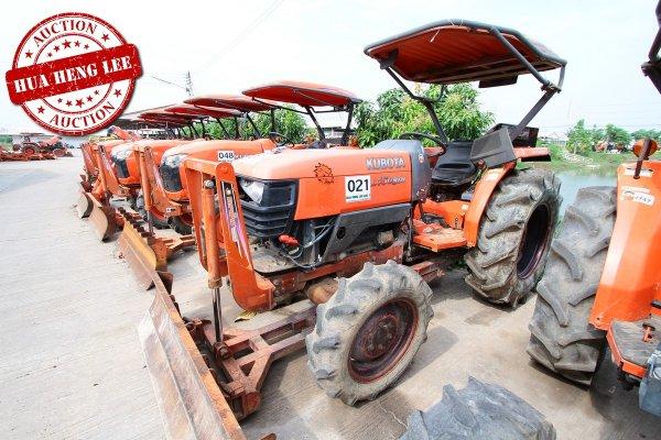 AUC 7 Code 021 แทรกเตอร์ KUBOTA L4508DI ราคา เริ่มต้นการประมูล 225,000 บาท