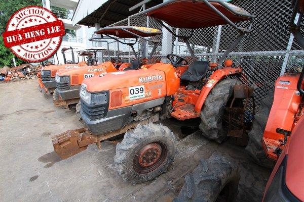 AUC 7 Code 039 แทรกเตอร์ KUBOTA L3408 ราคา เริ่มต้นการประมูล 130,000 บาท