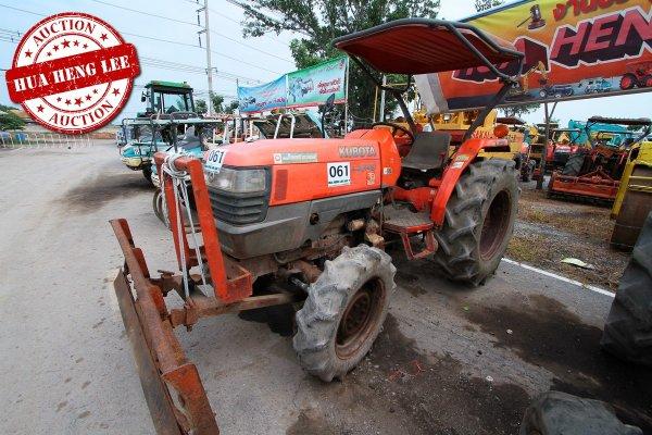 AUC 7 Code 061 รถแทรกเตอร์ KUBOTA L4508 ราคา เริ่มต้นการประมูล 140,000 บาท