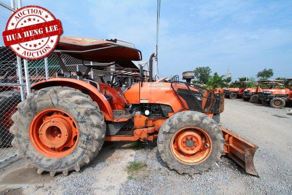 AUC 7 Code 089 รถแทรกเตอร์ KUBOTA M8540 ราคา เริ่มต้นการประมูล 570,000 บาท