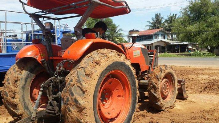 ขายรถไถคูโบต้า M7040 ปี52เอกสารเล่มทะเบียน เกียร์ดี 4?4ใช้งานได้ปกติ ระบบไฮดรอลิกซ์ปกติ พร้อมใช้งานงาน ชุดโอนครบ