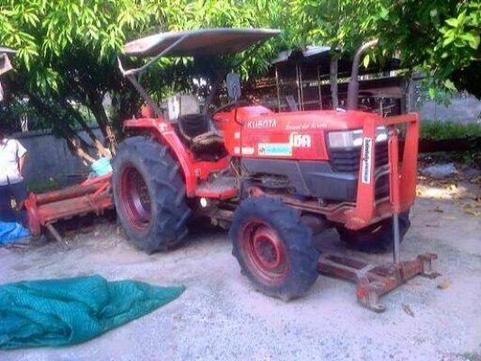 ขายรถไถ KUBOTA L4508 อุปกรณ์ ดันหน้า ผานหลัง โรตารี่ ใช้งานน้อย สภาพพร้อมใช้งาน เอกสารพร้อมโอน สนใจโทร 090-8588220คุณนะ 093-3258446คุณบิว ID:narong498