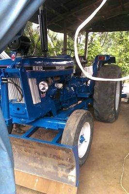 ขายรถไถ FORD 6610 เสื้อลาย สภาพพร้อมใช้งาน สนใจโทร 090-8588220คุณนะ 093-3258446คุณบิว หรือเข้าดูสินค้าอื่นๆได้ที่ www.truck.in.th/498 หรือเพจFacebook 
