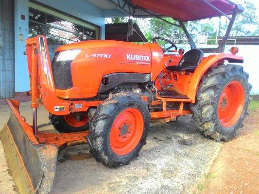 ขายรถไถ KUBOTA L4708 ดันหน้าช้าง+ผาน6ช้าง ทะเบียนพร้อมโอน ราคา 398,000 รถอยู่ อ.แกลง จ.ระยอง  สนใจสอบถาม 0818618678 id line=0818618678 0899347475 id l