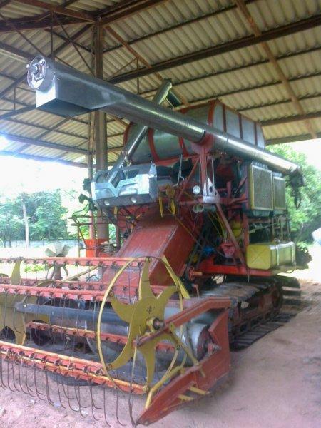 ขายรถเกี่ยวข้าว อุ้ม 2.2 เครื่อง ISUZU195 TURBO อุ้มสแตนเลส