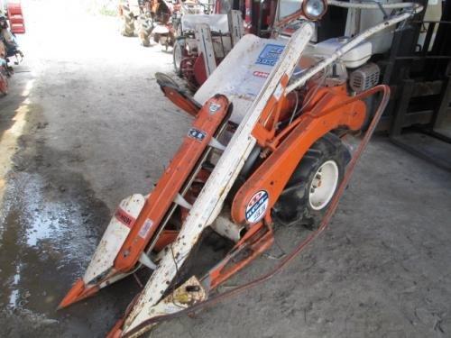 รถเกี่ยวข้าวเดินตาม รหัส : 13001202 KUBOTA 3.5 PS. ตัด 1 แถว