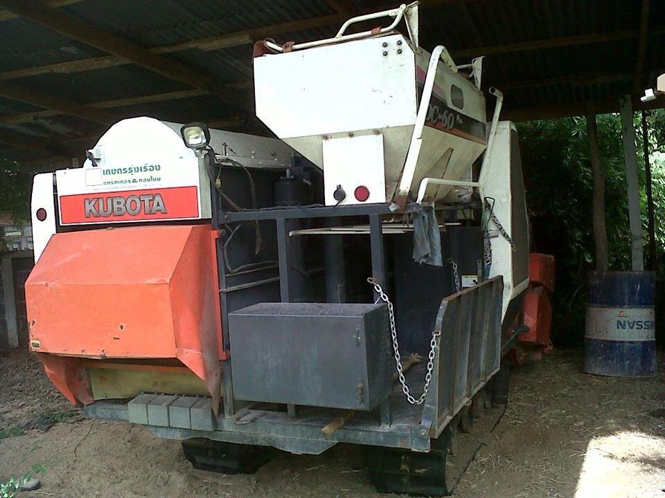 ขาย รถเกี่ยวข้าว KUBOTA DC60 พร้อมเทรลเลอ รถใช้งาน2ปี ชม.น้อย