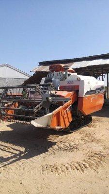 ขายรถเกี่ยวข้าวKUBOTA DC60 ปี52 เครื่องดี ช่วงล่างดี ทำงานขยัน เกี่ยวเร็ว  สภาพพร้อมใช้งาน สนใจโทร 090-8588220คุณนะ ID:narong498 หรือ www.truck.in.th/