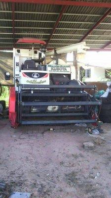 ขายดาวน์400,000 รถเกี่ยวข้าว KUBOTA DC70G พร้อมเทรลเลอร์ลากจูง เหลืองวด3แสน สนใจโทร 090-8588220คุณนะ 093-3258446คุณบิว หรือเข้าดูสินค้าอื่นๆได้ที่ www