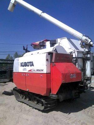 ขายรถเกี่ยวข้าว KUBOTA DC95GM พร้อมเทรลเลอร์ ปี53 ใช้งานน้อย1650ชม. สภาพพร้อมใช้งาน เอกสารพร้อมโอน สนใจโทร 090-8588220คุณนะ 093-3258446คุณบิว หรือเข้า
