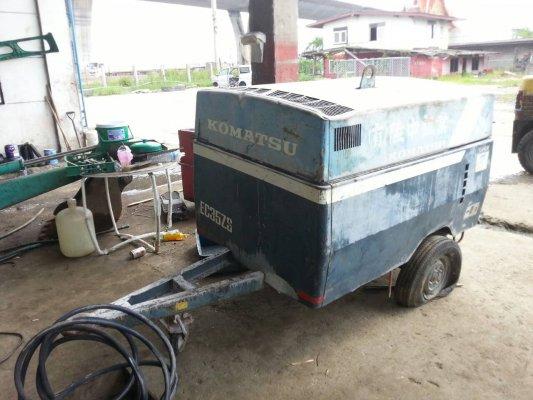 ขาย 		KOMATSU EC 35 ZS-2