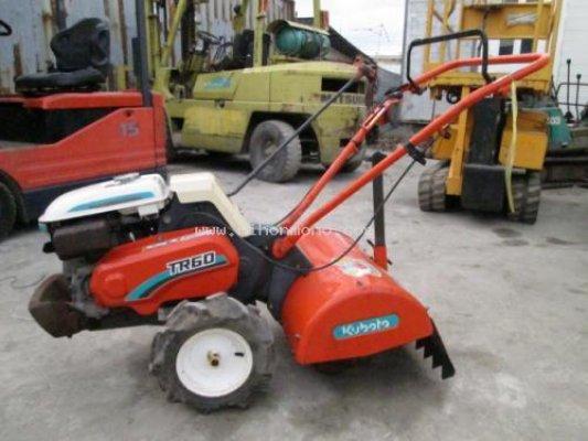 รถพรวนดินเดินตาม ยี่ห้อ : KUBOTA รุ่น : TR60 รหัสสินค้า : 80802227 