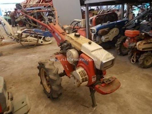 รถพรวนดินเดินตาม ยี่ห้อ : KUBOTA รุ่น : T7 รหัสสินค้า : 80802782  คุณปัญญา Tel.086-8150487
