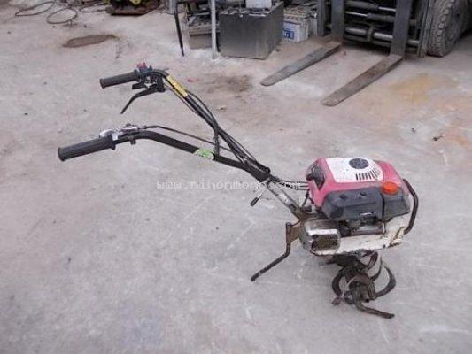 เครื่องพรวนดิน  ยี่ห้อ : HONDA รุ่น : F200 รหัสสินค้า : 80802846คุณศิริวรรณ Tel.087-677-3704