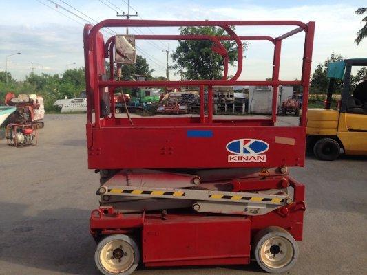 รถกระเช้า KINAN รุ่นใหม่ ปี2006 ยกสูง 5.8เมตร น.น.บรรทุก200กิโลกรัม ขับเคลื่อนด้วยไฟฟ้า อุปกรณ์ครบระบบดี แบตดี ทำงานได้รวดเร็ว ปลอดภัย สภาพดี รุ่นใหม่